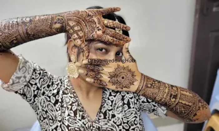 Fas bridal Makeup and Mehndi